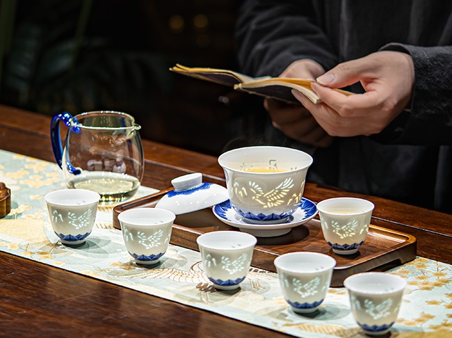 11.1·大展鸿图五头茶具.jpg