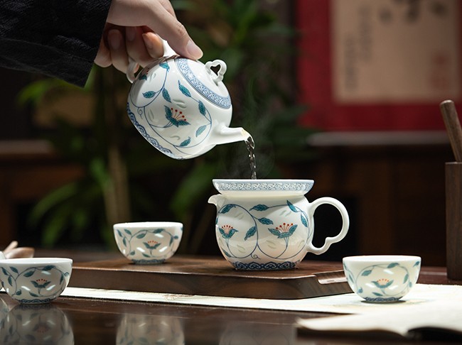 01.1·莲华十头茶具.JPG