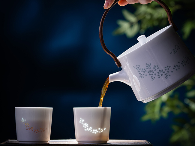 05.1·玉兰花茶咖具.JPG